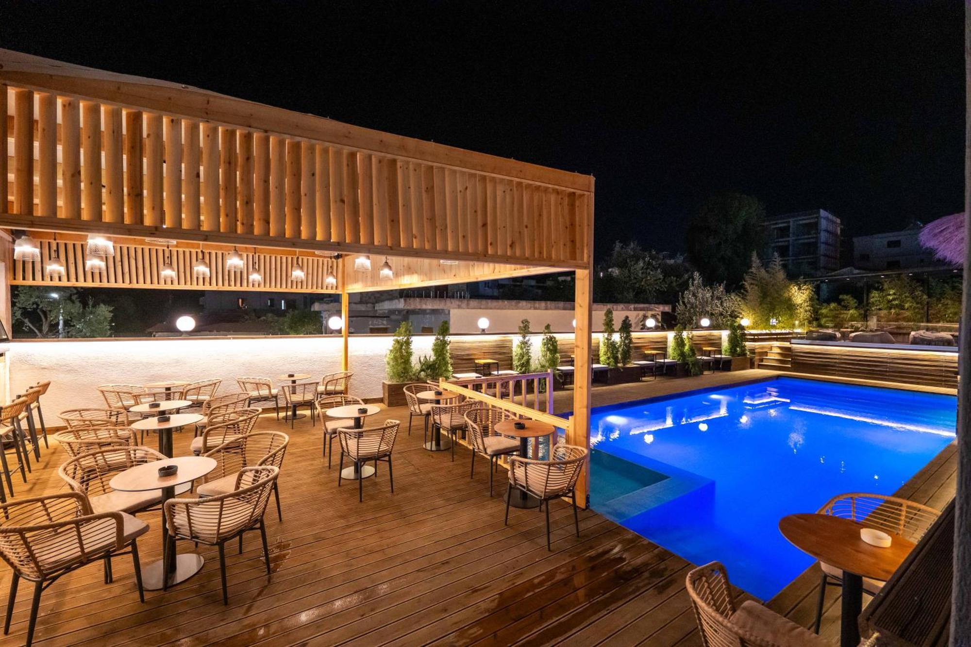 Hotel Piramida Ксаміл Екстер'єр фото